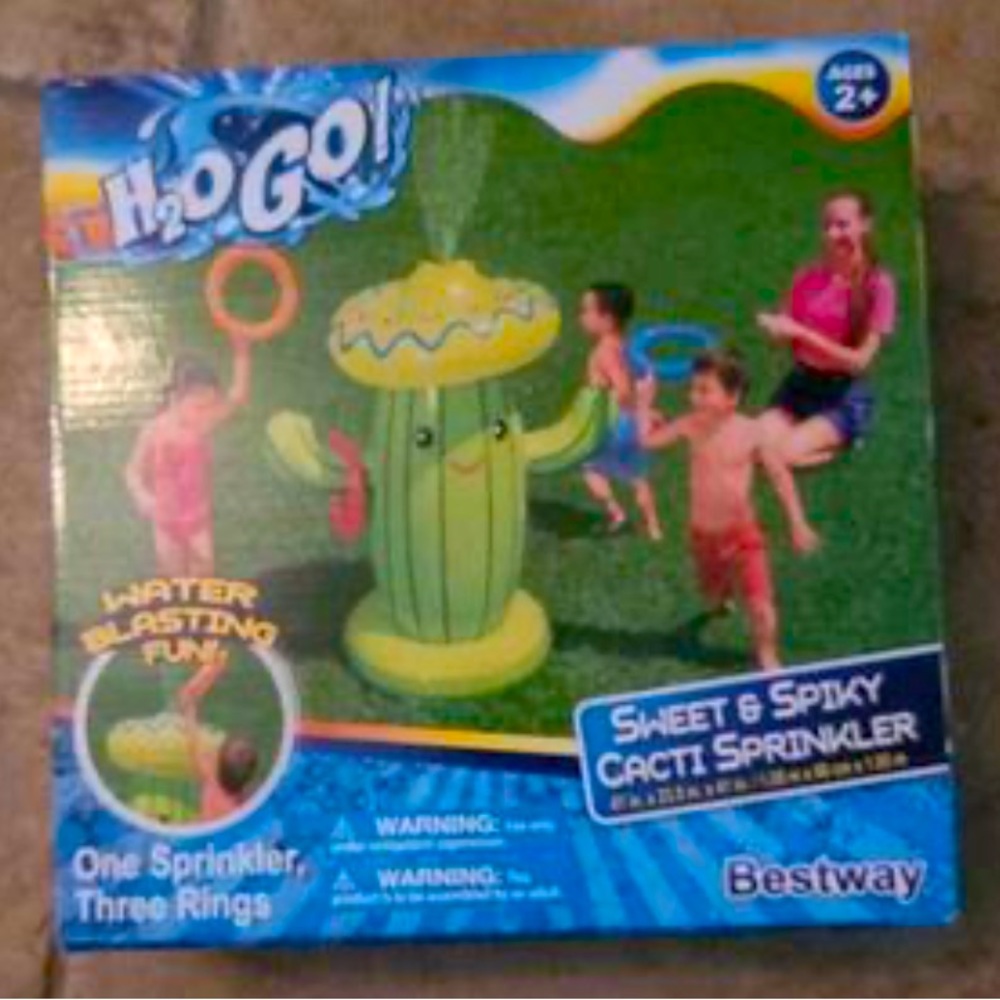 H2O Go Cactus Sprinkler